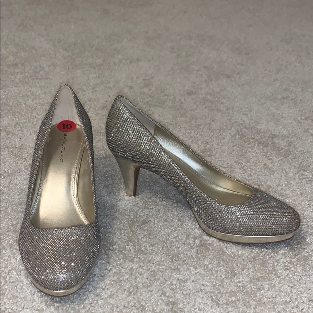 Bandolino Shiny heels